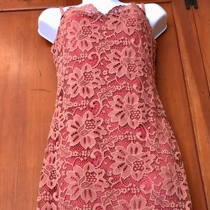 Romantic lace overlay dress!